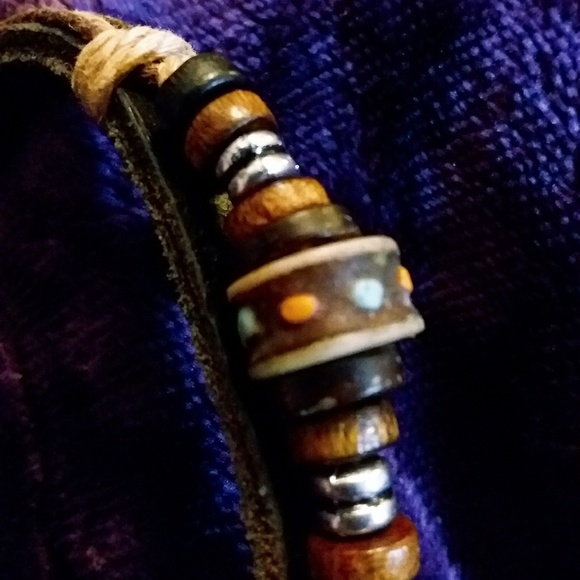 Nwot leather beaded adjustable bracelet😍 - Picture 3 of 5